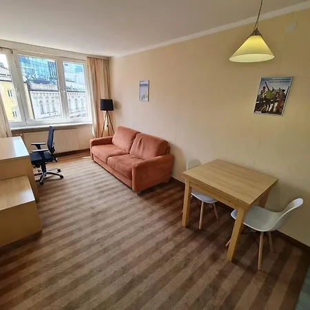 Apartment 10q - Z6 404 Warsaw